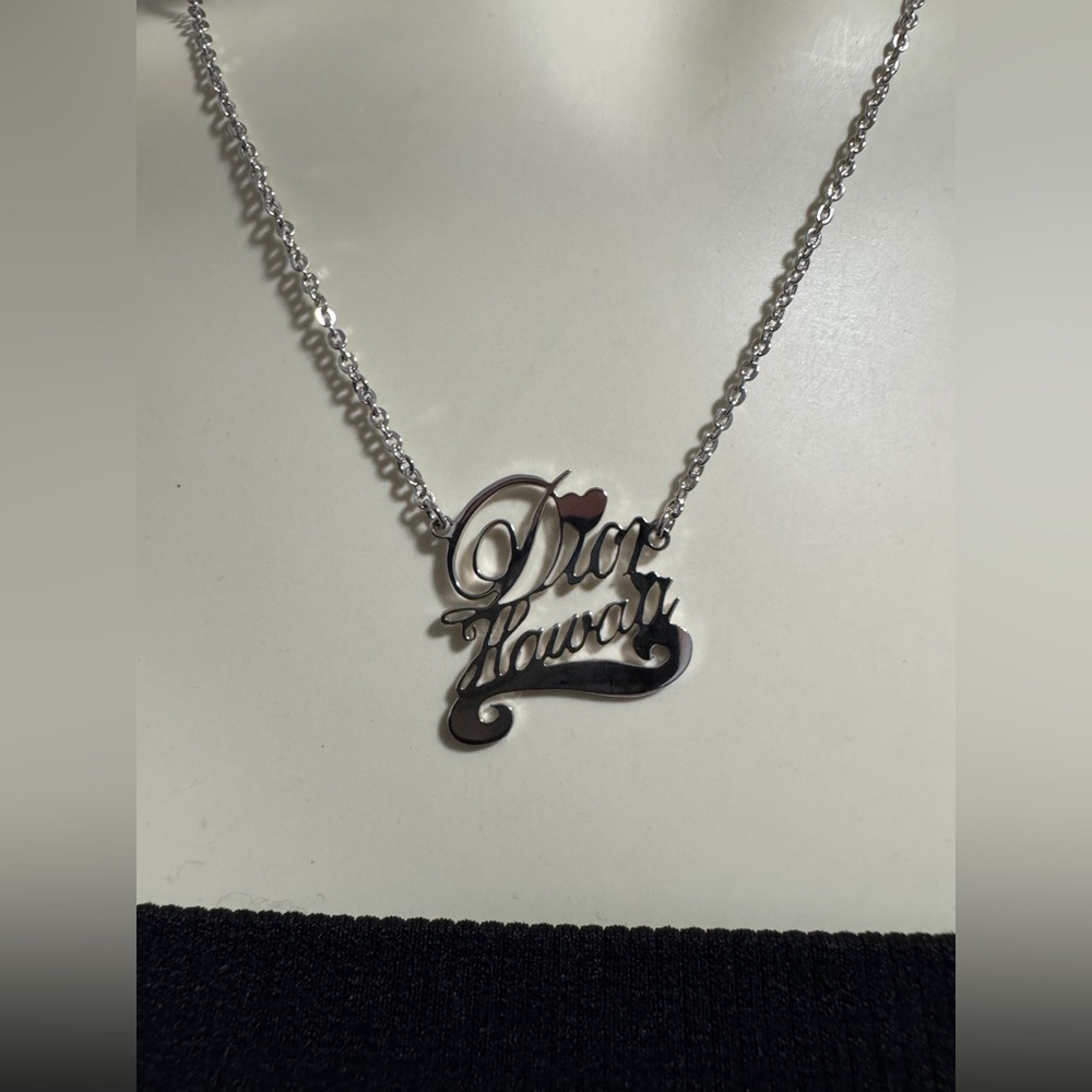 EUC Vintage Dior Silver Toned Necklace
